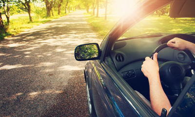 Sunny days increase risk of life-threatening car crashes : http://health.sunnybrook.ca/wellness/driving-safety-summer-sun/