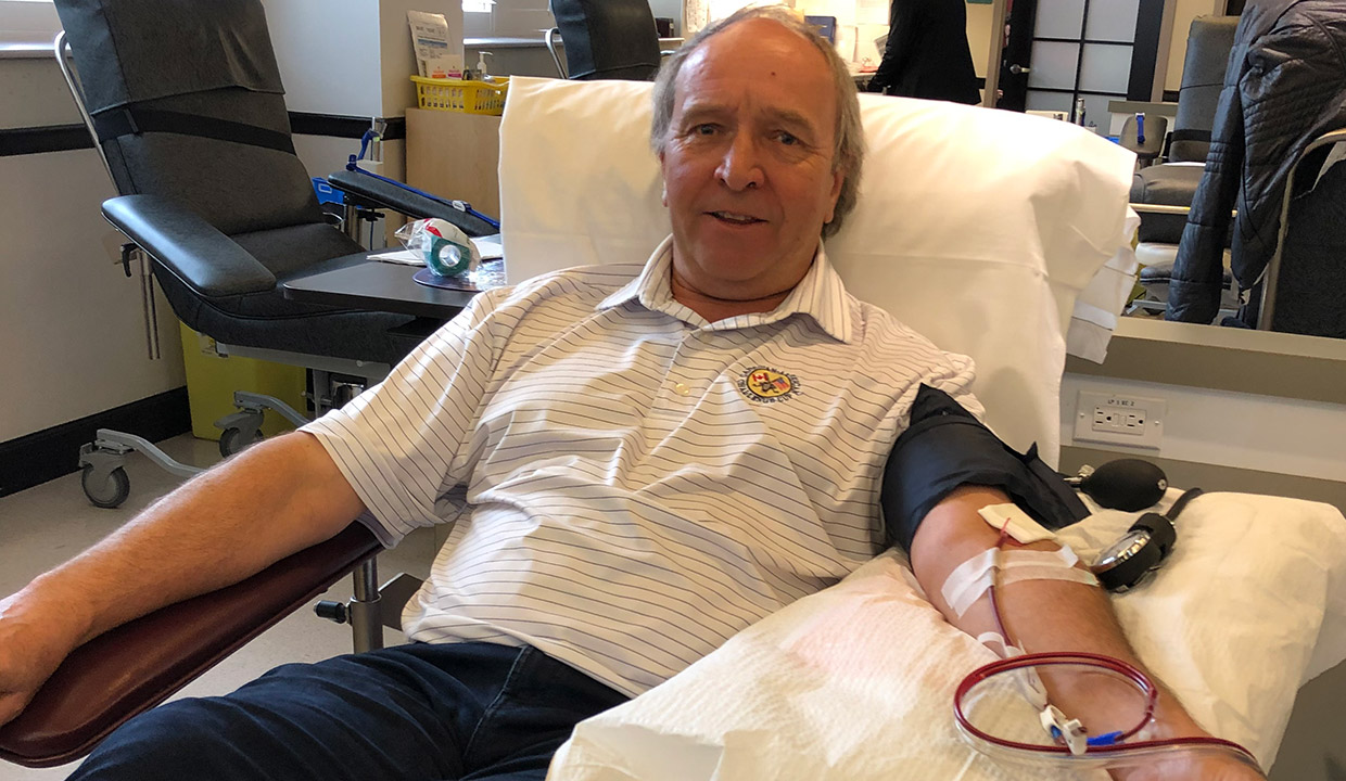 Richard Carl donating blood