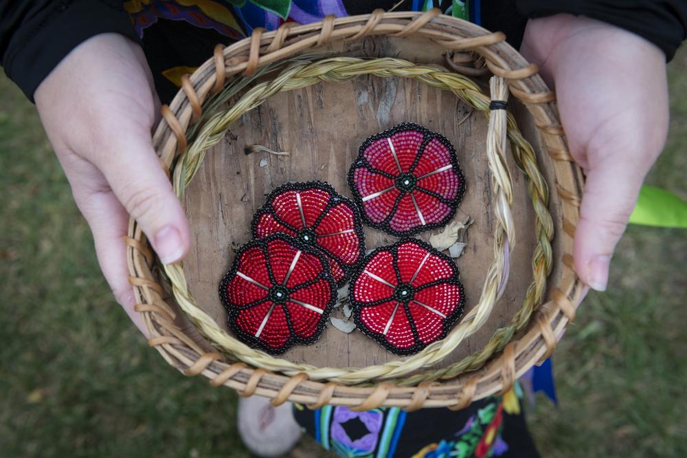 Beaded poppies 